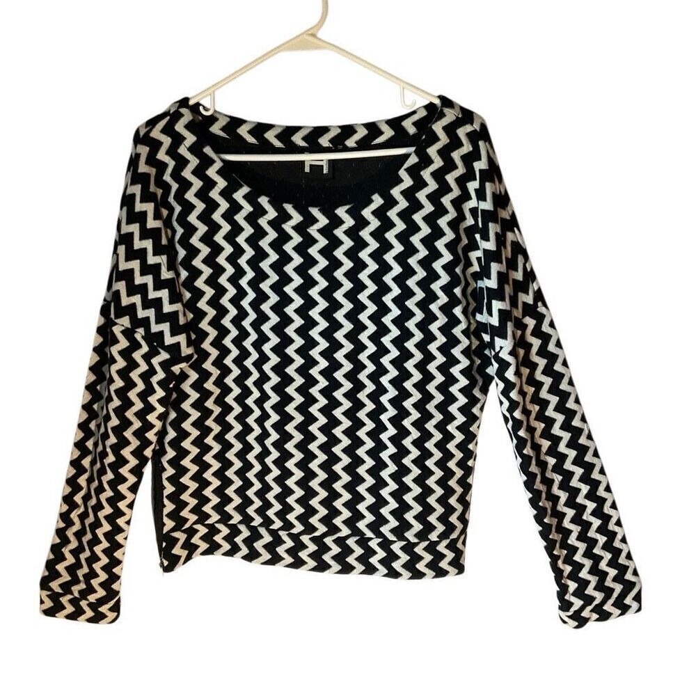 H by Bordeaux ZigZag Boatneck Sweater, OS. Zipper detail at hips. Punk, goth